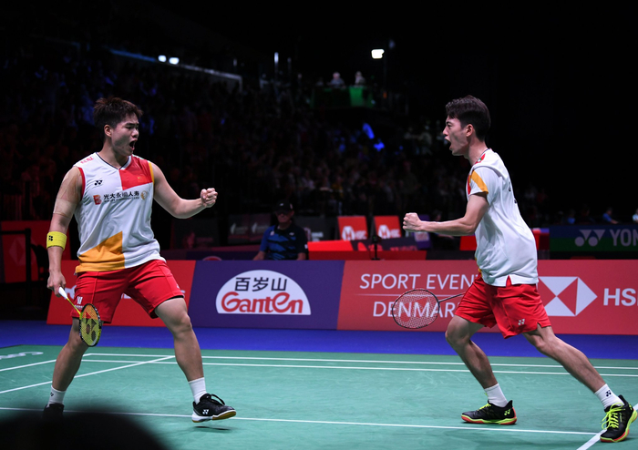 并且率先得 并且率先得