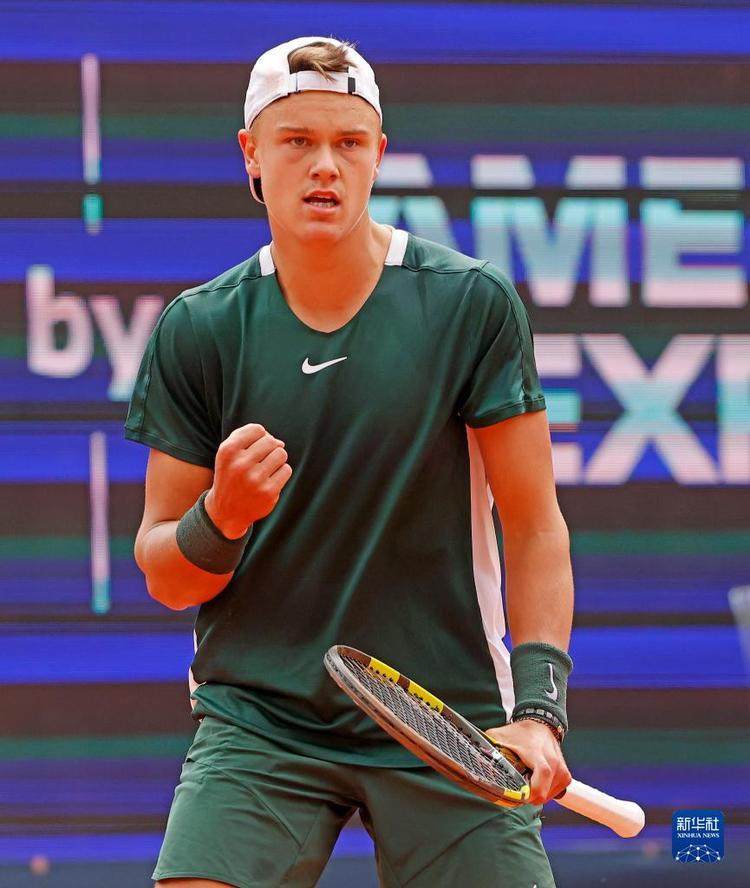 厄德高为什么被皇马卖了 齐帅安帅均不知如何使用厄德高.